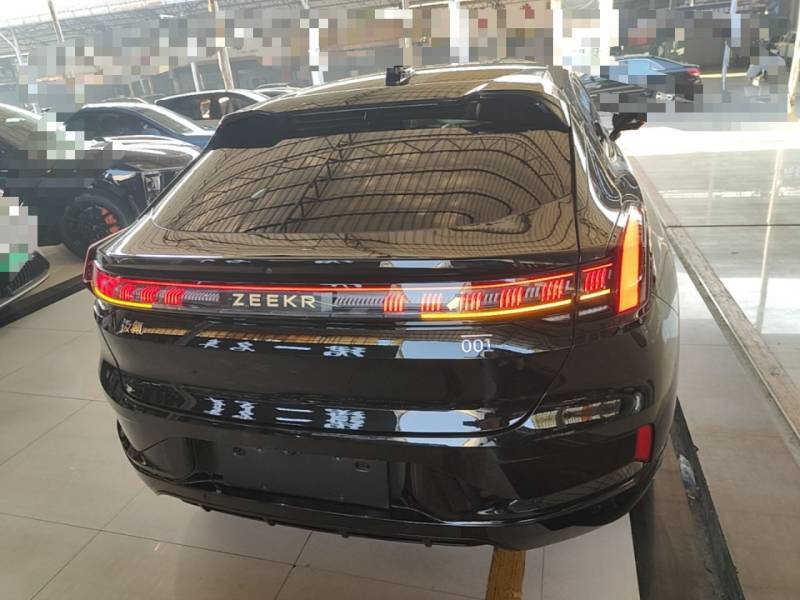 Used Zeekr 001 2023 YOU Edition 100 kWh — 5