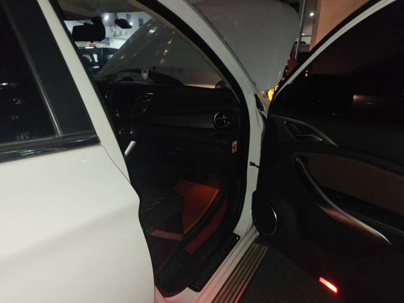 Used BYD Song 2016 GaiShi Edition 1.5TI Manual Elite Model — 20