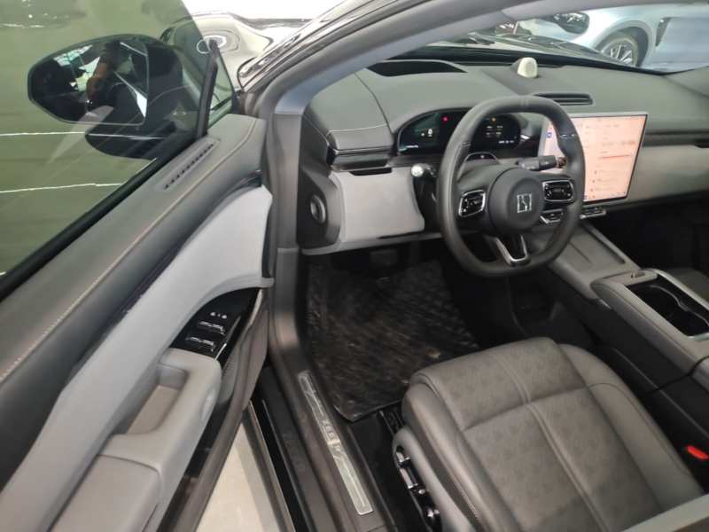 Used Zeekr 7X 2025 100 kWh Long-Range Rear-Wheel Drive with Intelligent Driving Features — 15