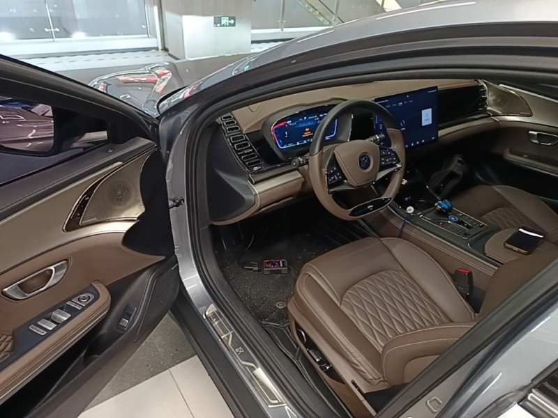 Used BYD Han 2022 DM-i 121KM Prestige Model – Executive — 15