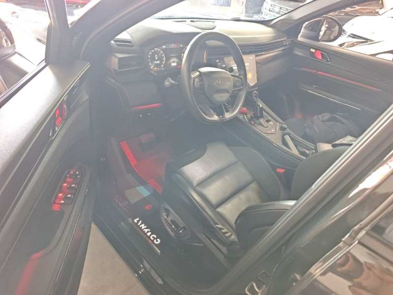 Used Lynk & Co 01 2021 2.0TD Four-Wheel Drive Dark Night Edition — 15