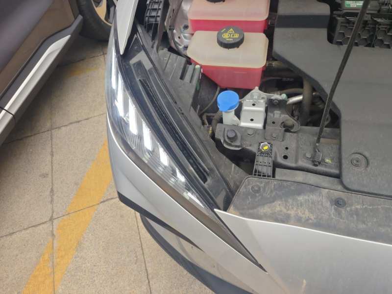 Used MG 4 EV 2022 425 km Luxury Edition — 7
