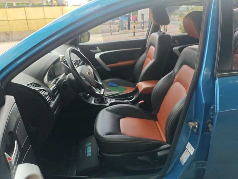 Used Geely Auto Emgrand 2015 Hatchback RS 1.5L Manual – Top Trim Level — 16