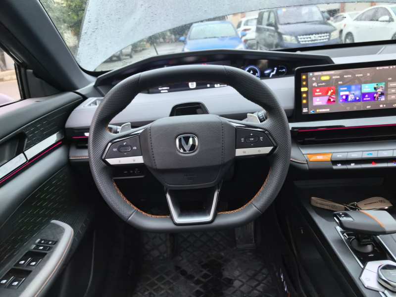 Used CHANGAN UNI-V 2022 1.5T Prestige Version — 10