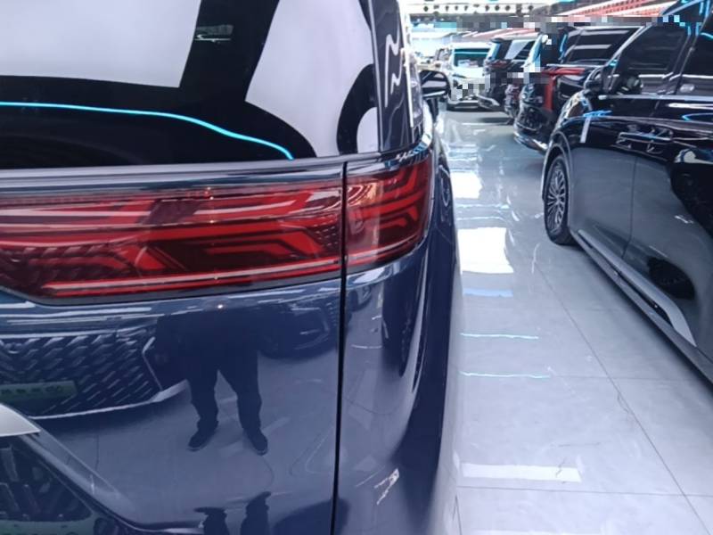 Used Denza D9 2022 DM-i 970 Four-Wheel Drive Flagship Model — 7