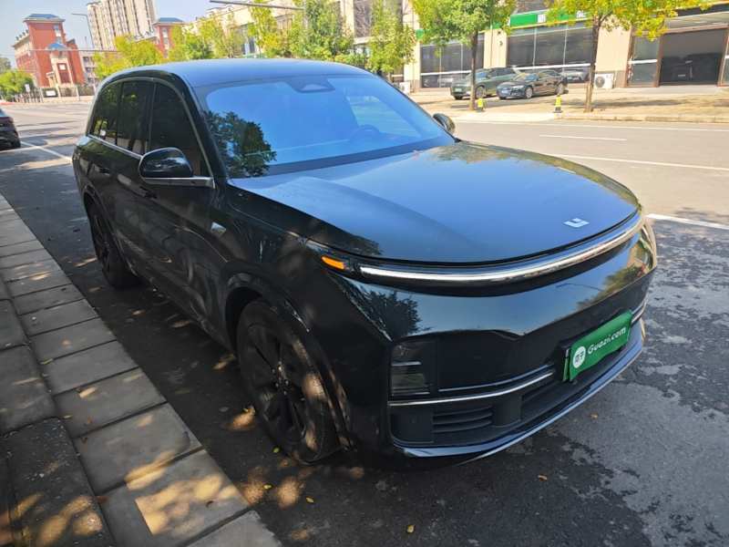 Used Li Auto L8 2023 Air model — 3