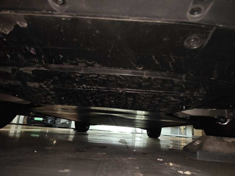 Used Xiaomi Auto YU7 2025 Ultra-Long Range Rear-Wheel Drive Version — 25