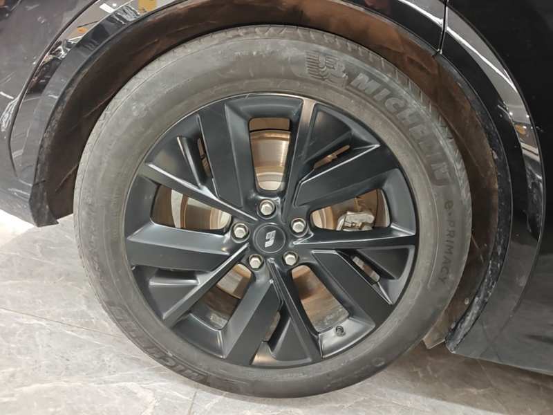 Used Li Auto L7 2023 Pro Model — 25