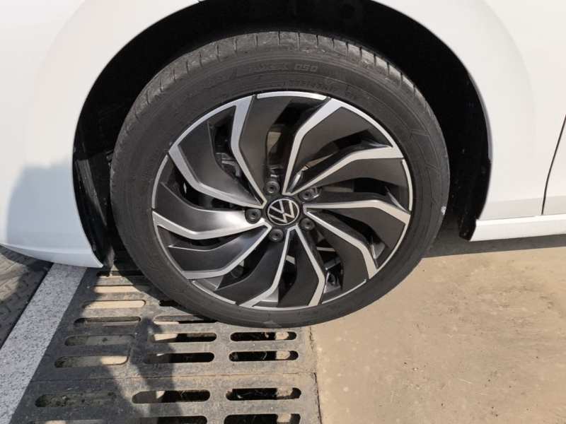 Used Volkswagen Golf 2023 Facelift 280TSI DSG Pro — 22