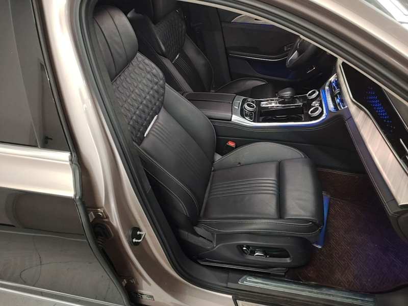 Used Hongqi H9 2020 3.0T Smart Connect Flagship Four-Seat Version — 24