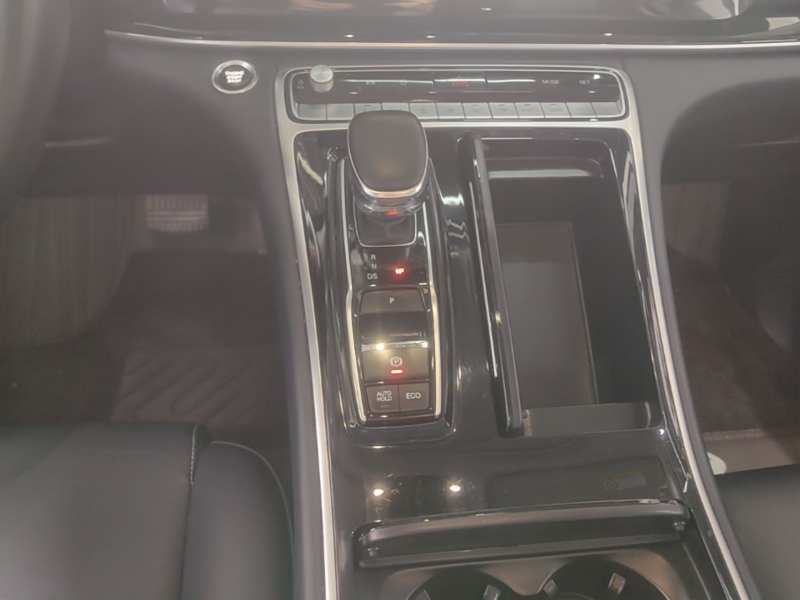 Used GAC Trumpchi M8 2021 Lingxiu Series 390T Deluxe Edition – Prestige — 13