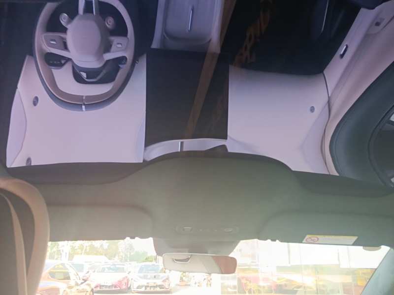 Used Xiaomi Auto YU7 2025 Ultra-Long Range High-Performance All-Wheel-Drive Max Edition — 17