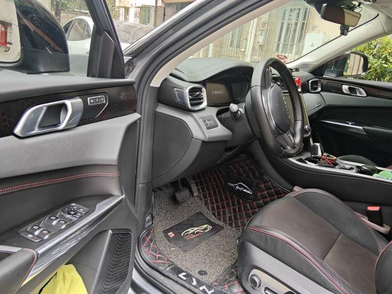 Used Lynk & Co 01 2017 2.0T Four-Wheel Drive Limited-Edition — 12