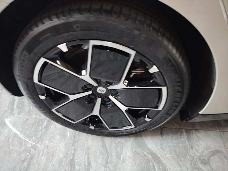Used Xiaomi Auto SU7 2024 Rear-Drive Ultra-Long Range Advanced Pro-Level Intelligent Driving Version — 25