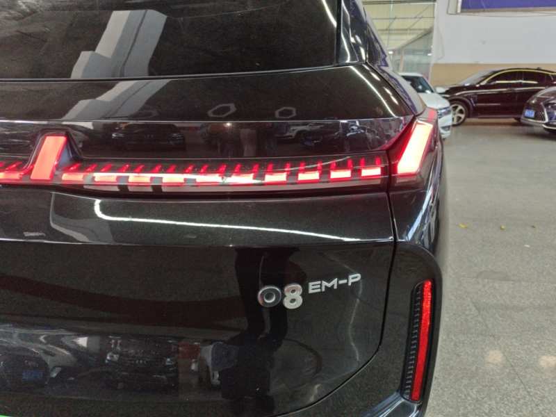 Used Lynk & Co 08 EM-P 2023 245km Ultra-Long Range Halo — 7