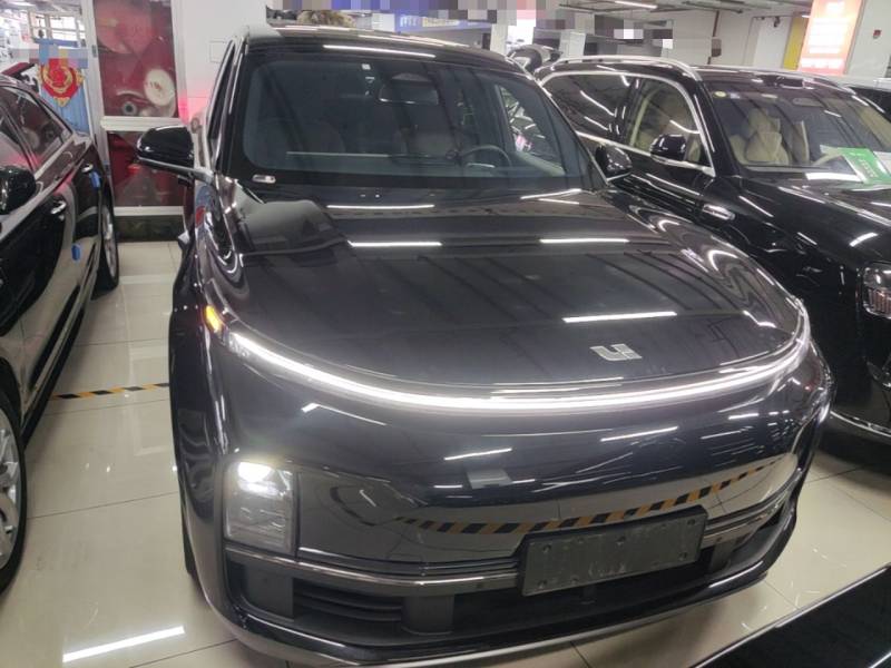 Used Li Auto L8 2023 Pro Model — 2