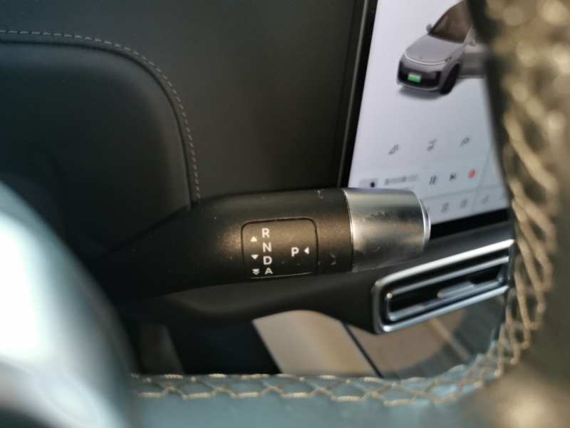 Used Li Auto L8 2024 Pro Model — 13