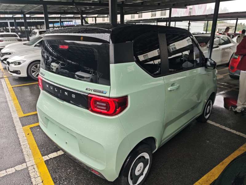 Used Wuling Hongguang MINIEV 2022 Macaron Premium Model – Lithium Iron Phosphate — 6