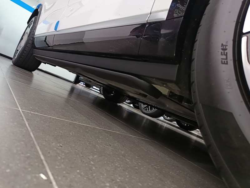 Used Zeekr 9X 2025 Hyper Edition 70kWh — 20