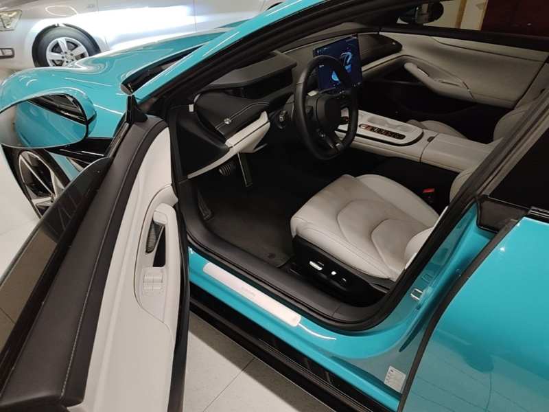 Used Xiaomi Auto SU7 2024 Four-Wheel Drive Ultra-Long Range Advanced Intelligent Driving Max Edition — 15