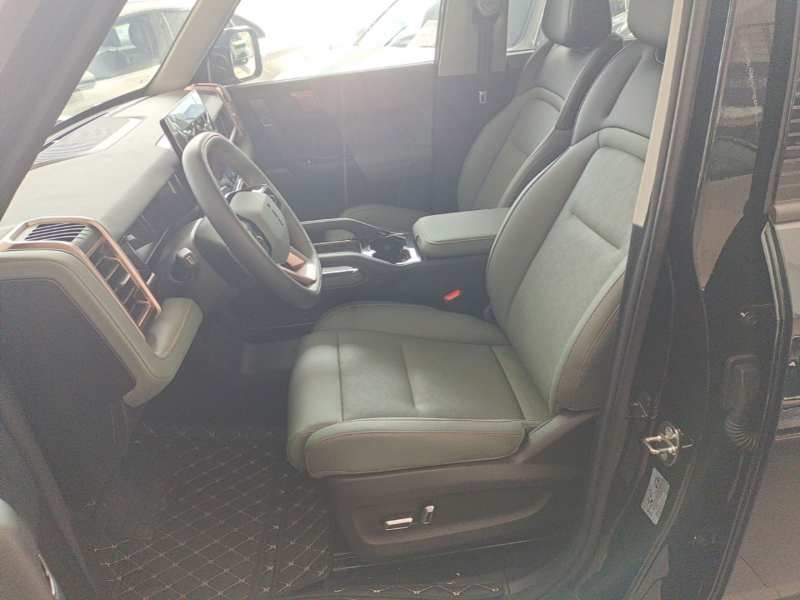 Used iCAR 03 2024 401km Two-Wheel Drive Standard Advanced Version — 14