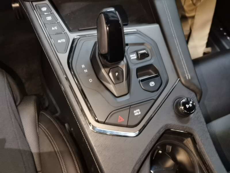 Used Lynk & Co 01 2021 2.0TD Four-Wheel Drive Dark Night Edition — 13