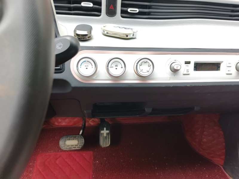 Used Wuling Hongguang MINIEV 2022 Macaron Premium Model – Lithium Iron Phosphate — 12