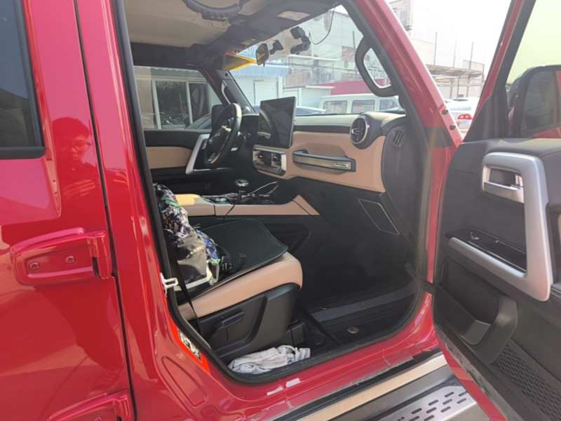 Used BAIC Off-Road BJ40 2026 2.0T Explorer Gasoline Model — 28