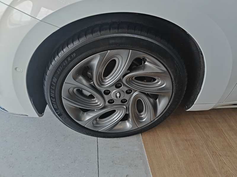 Used ORA Lightning Cat 2022 555 km Luxury Edition – Premium — 22