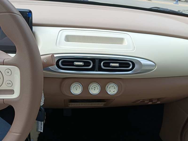 Used Wuling Hongguang MINIEV 2025 Four-Door Version Advanced Edition — 12