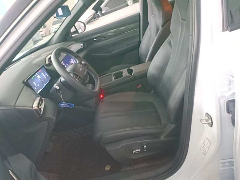 Used Dongfeng Aeolus L7 New Energy — 14
