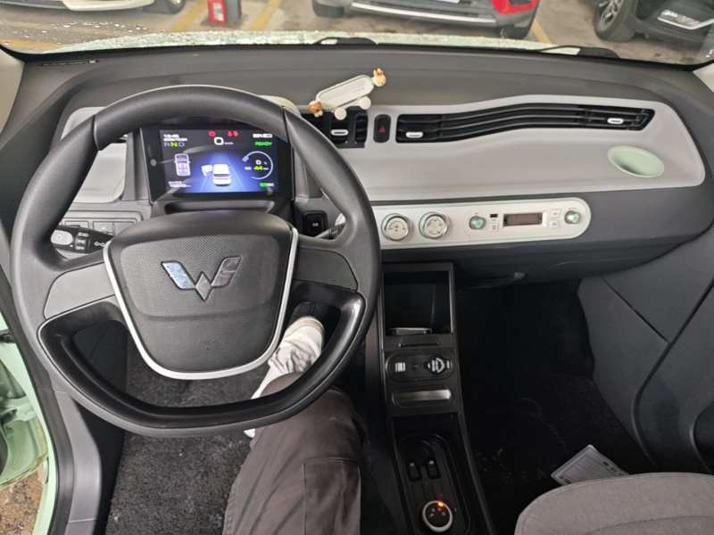Used Wuling Hongguang MINIEV 2022 Macaron Premium Model – Lithium Iron Phosphate — 9
