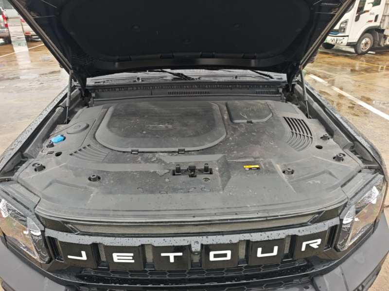 Used JETOUR Traveler 2023 2.0T All-Wheel Drive CrossPRO+ — 19