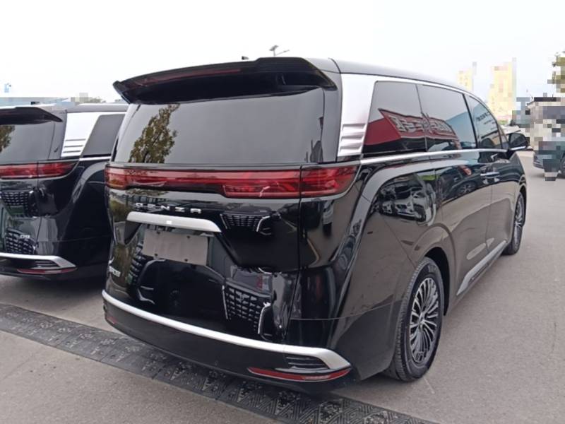 Used Denza D9 2024 EV 620 Premium Model — 6