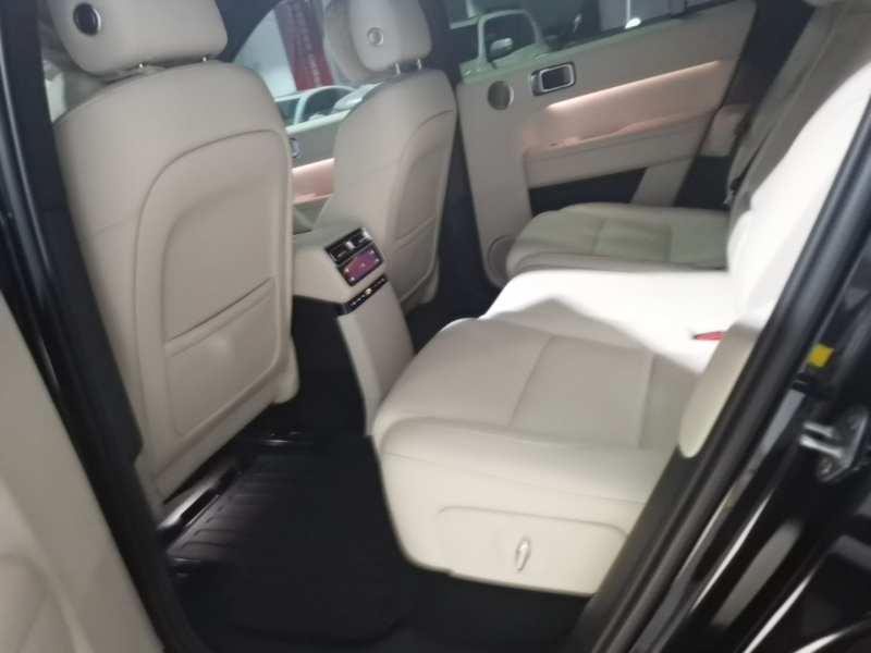 Used Li Auto L6 2024 Max — 17
