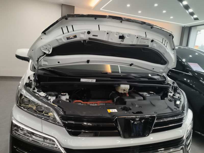 Used Toyota Vellfire 2023 Crown Dual-Engine 2.5L HV Ultimate Edition — 15