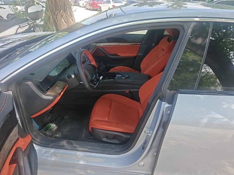 Used NETA S 2022 All-Electric 715 km Range Rear-Drive Deluxe Version — 14