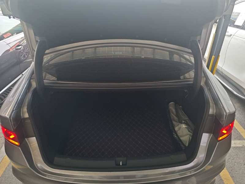 Used BYD Qin PLUS 2024 HONOR Edition DM-i 55KM Leading Model — 18