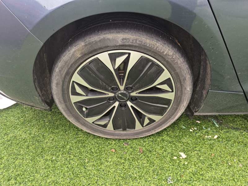 Used BYD Seal 2022 550 km Standard Range Rear-Wheel Drive Elite Version — 25
