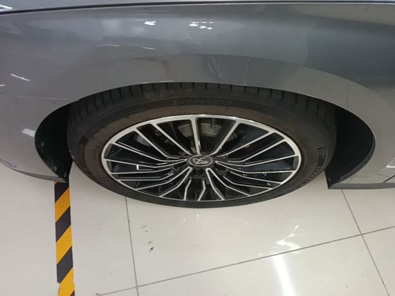 Used BYD Han 2022 DM-i 121KM Luxury Model — 22