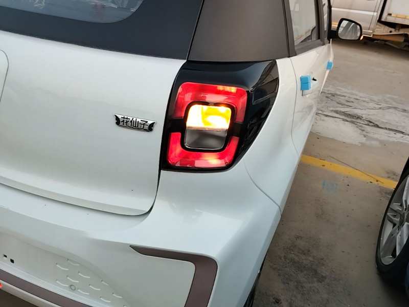 Used JAC Yiwei E10X 2024 Charming Edition 301km Lite — 7