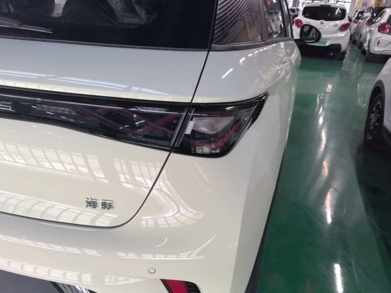 Used BYD Dolphin 2025 420km Free Edition — 7