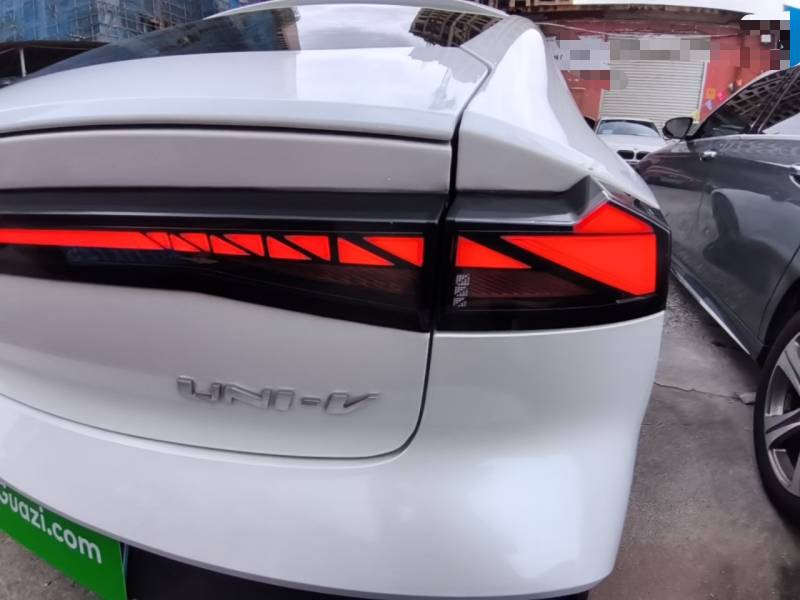 Used CHANGAN UNI-V 2023 1.5T Prestige Model — 7