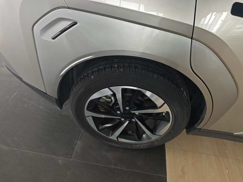 Used AION Y 2023 Plus 510 Smart Edition — 25