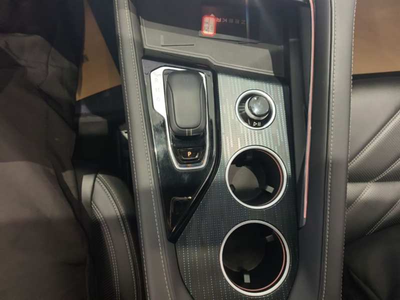 Used Zeekr 001 2023 WE Edition 86 kWh — 13