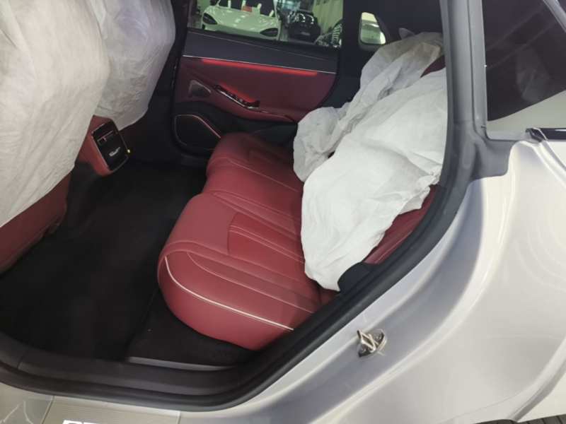 Used Denza Z9GT 2026 Flash Charge Flagship Edition — 17