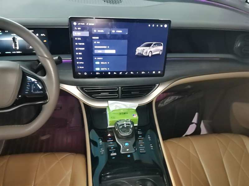 Used Denza D9 2022 DM-i 970 Four-Wheel Drive Flagship Model — 12