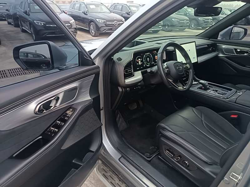 Used GAC Trumpchi GS8 2024 Dual-Motor Series 2.0TM Four-Wheel Drive Premium Edition — 15