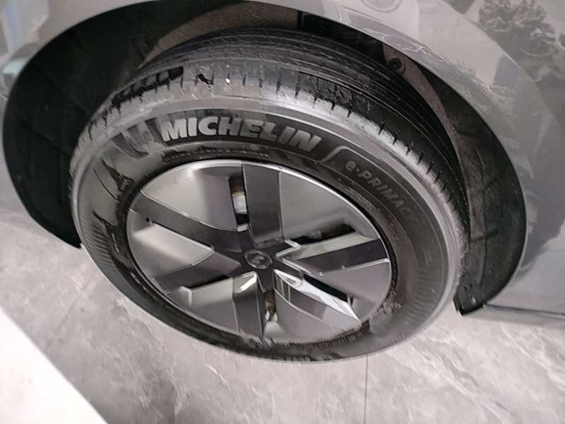 Used Li Auto MEGA 2025 Ultra Smart Refreshed Edition — 25