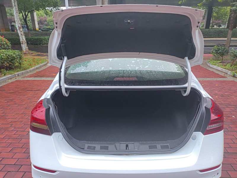 Used Geely Auto Emgrand 2021 UP 1.5L Manual Luxury Model — 18
